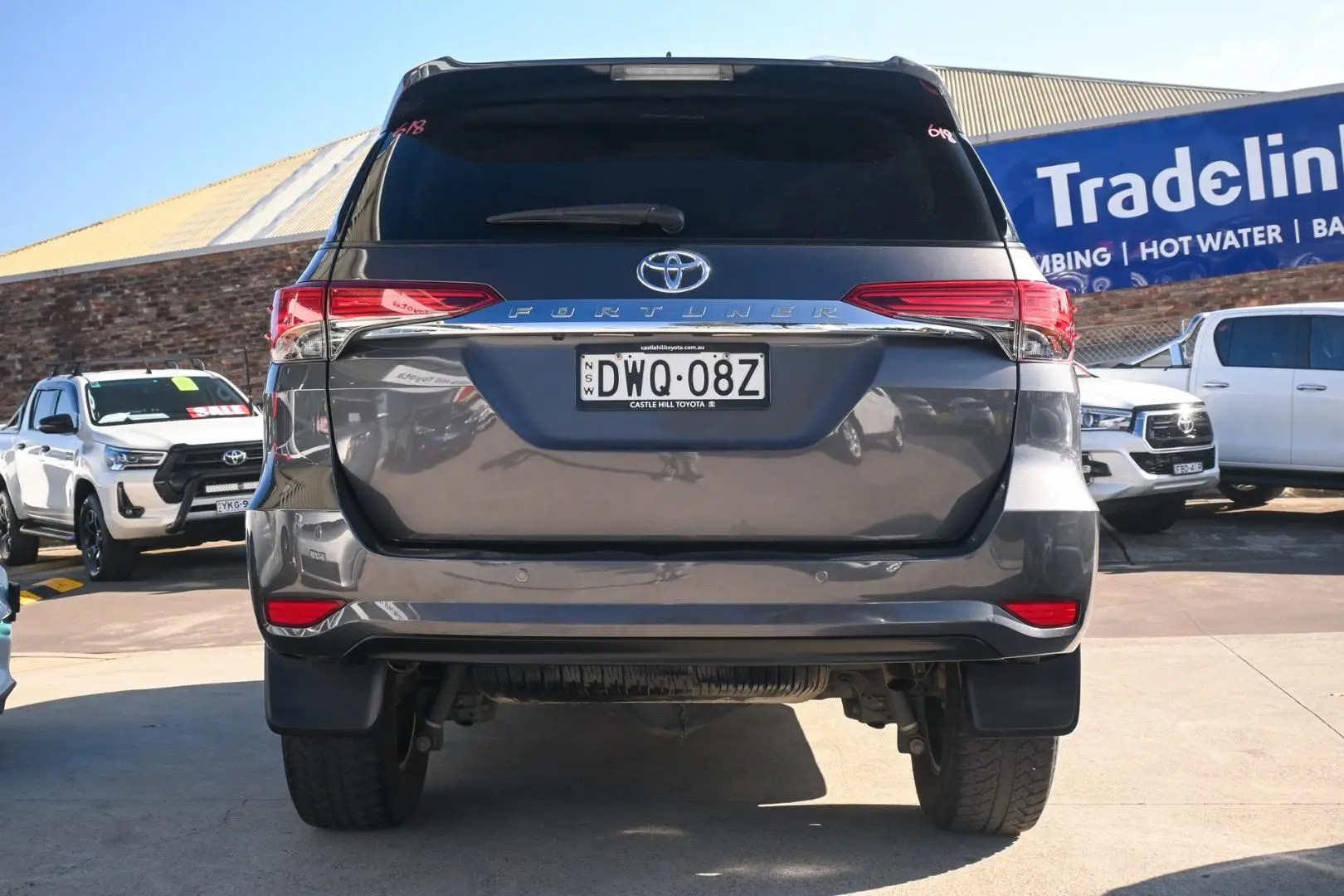 2018 Toyota Fortuner Gallery Image 5