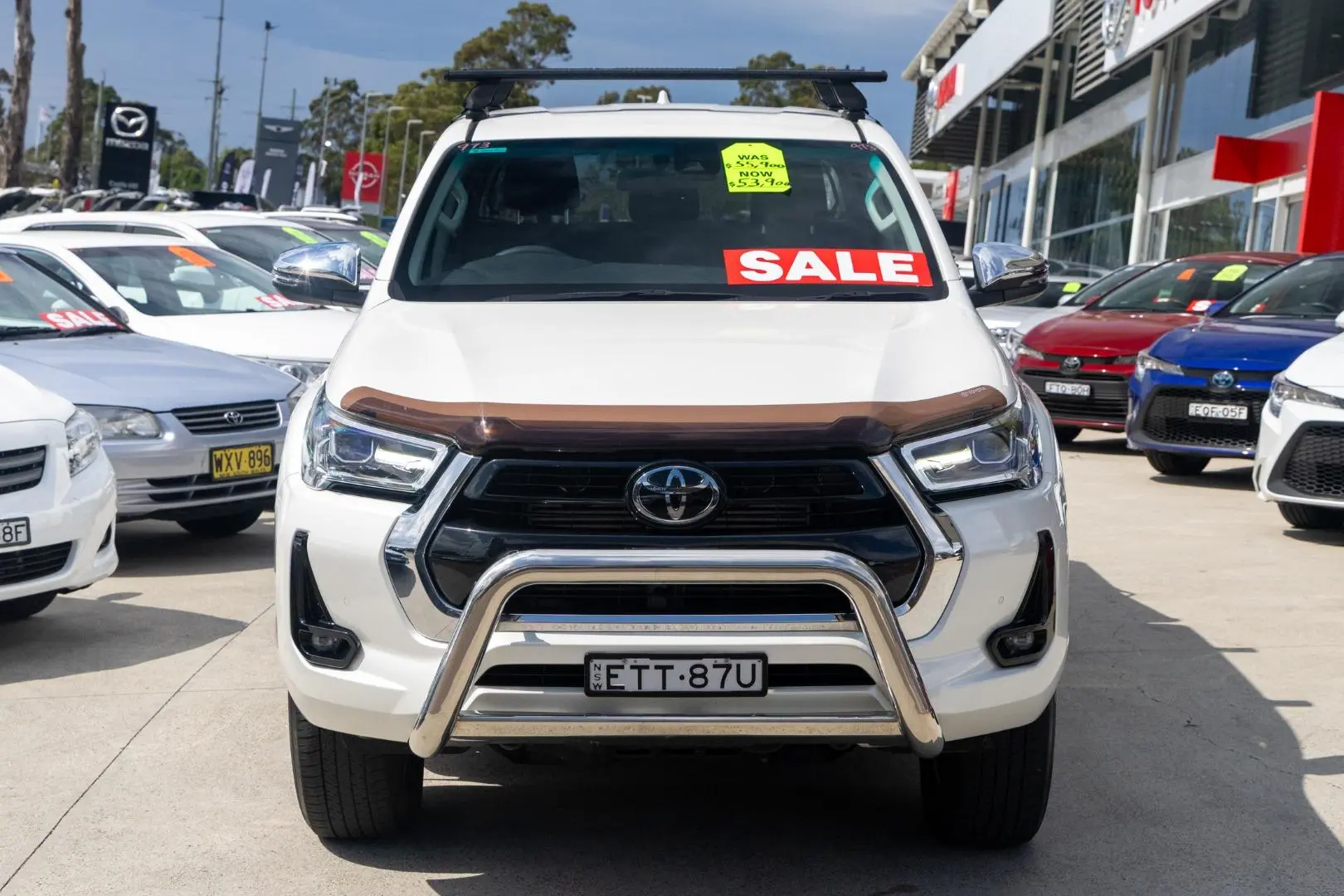 2022 Toyota Hilux Gallery Image 4