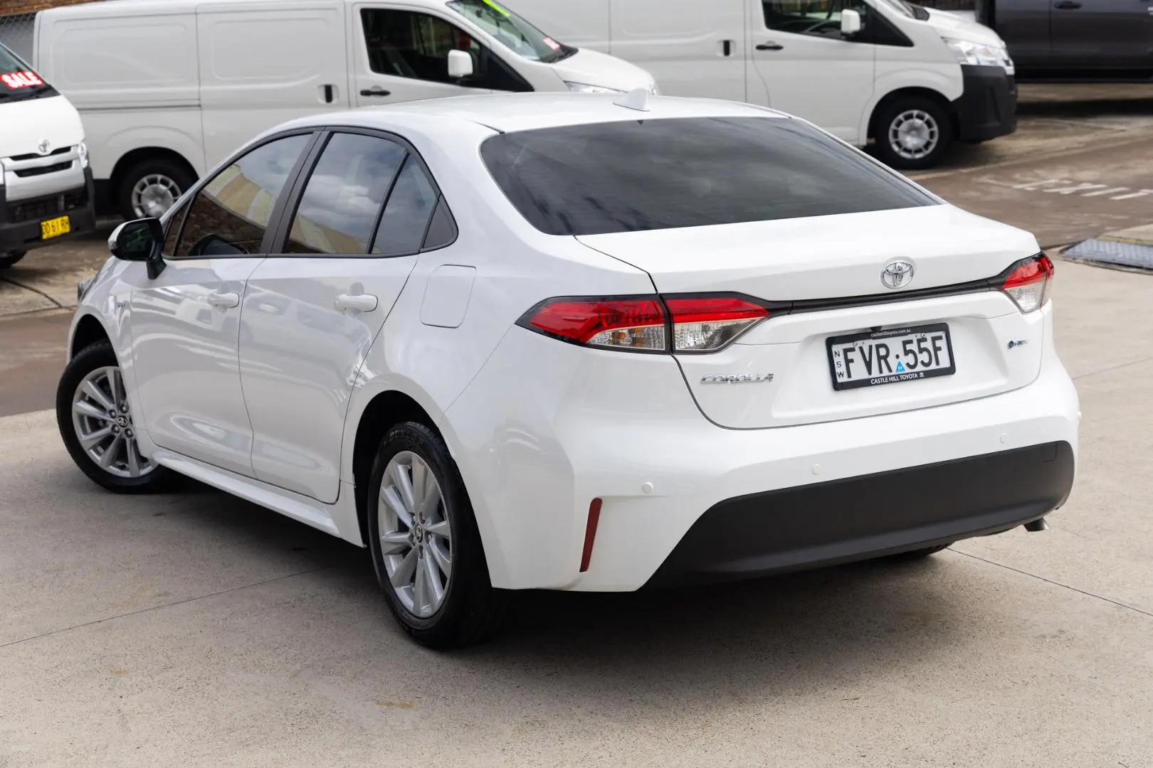 2025 Toyota Corolla Gallery Image 2