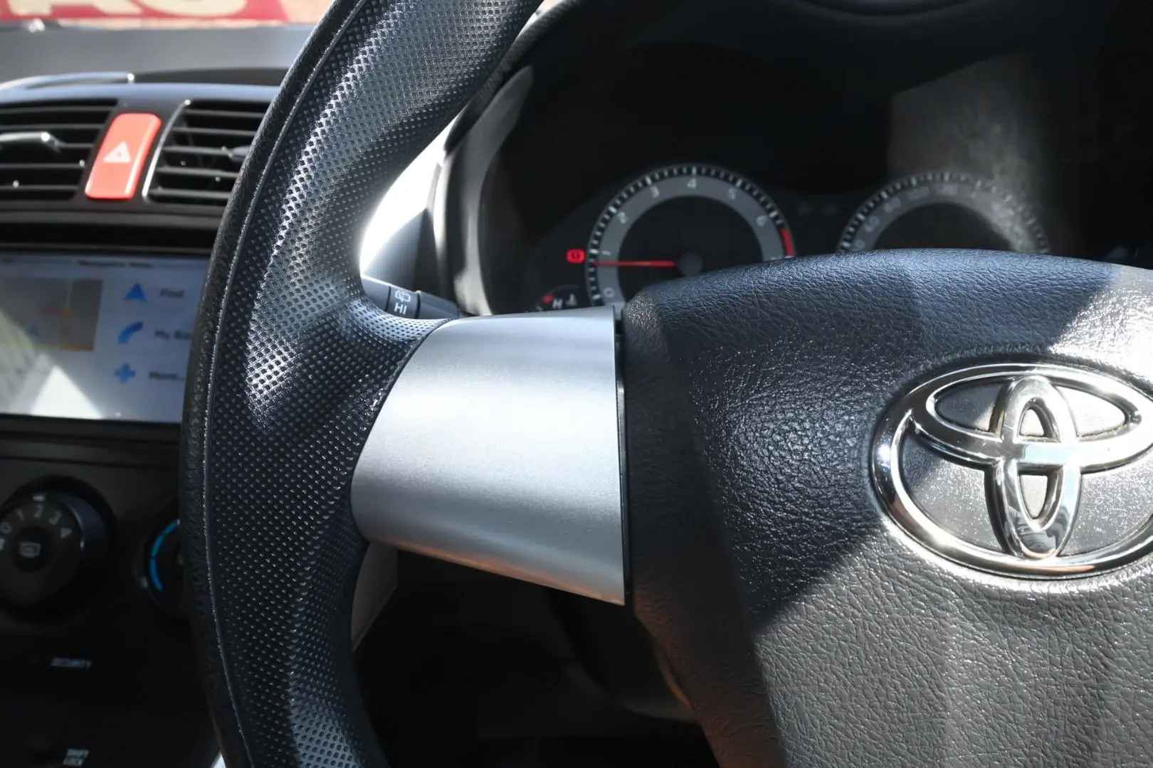 2010 Toyota Corolla Gallery Image 12