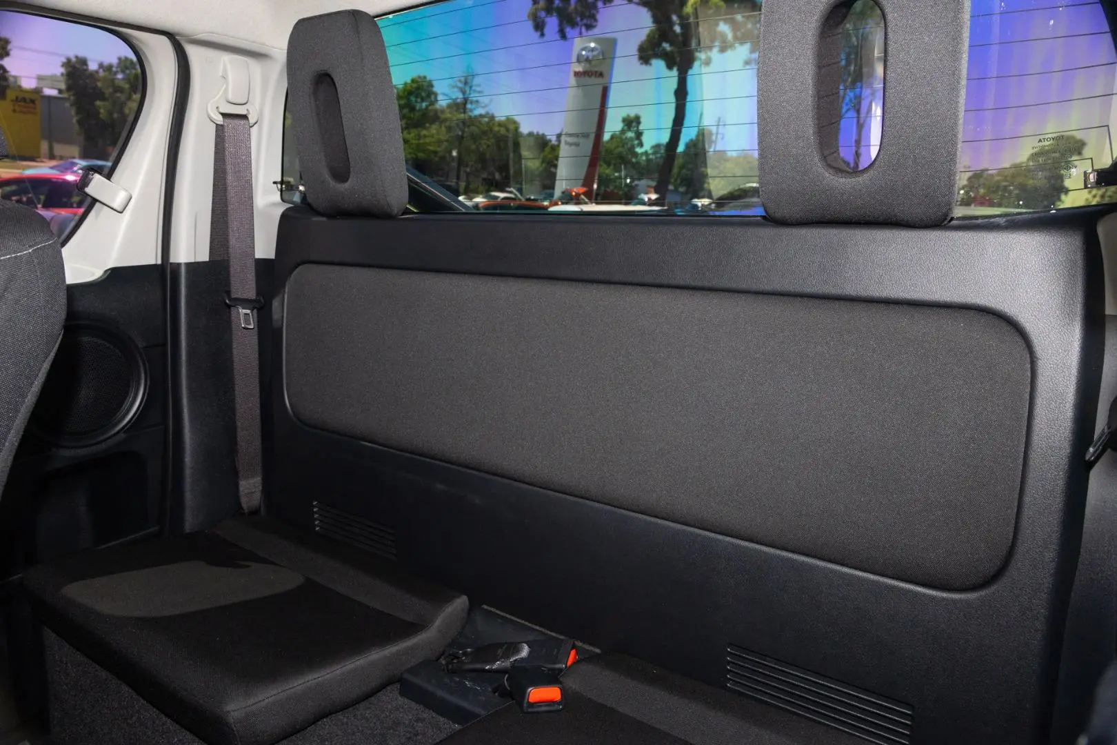 2021 Toyota Hilux Gallery Image 16