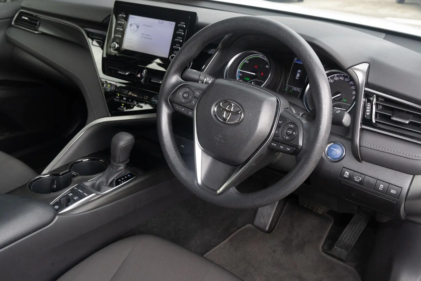 2023 Toyota Camry Gallery Image 6