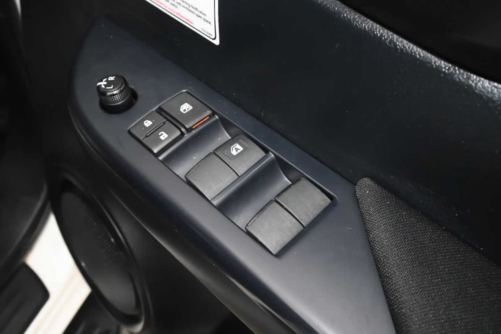 2022 Toyota Hilux Gallery Image 10