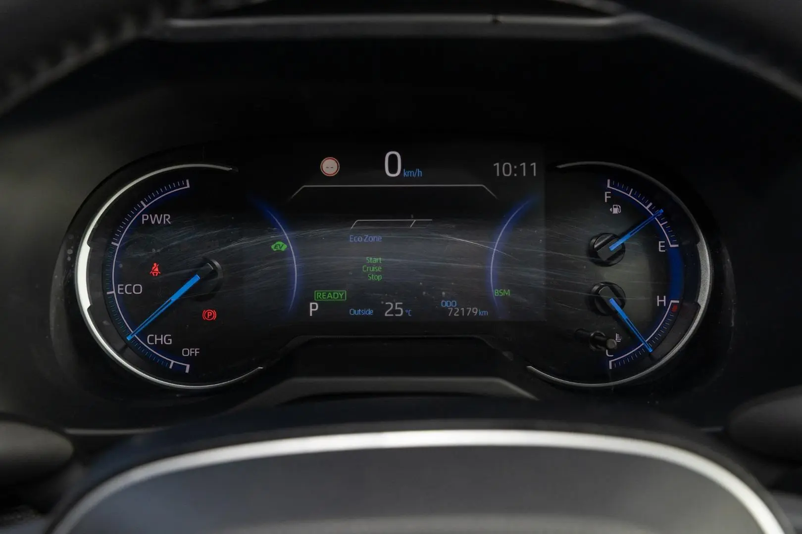 2020 Toyota RAV4 Gallery Image 13