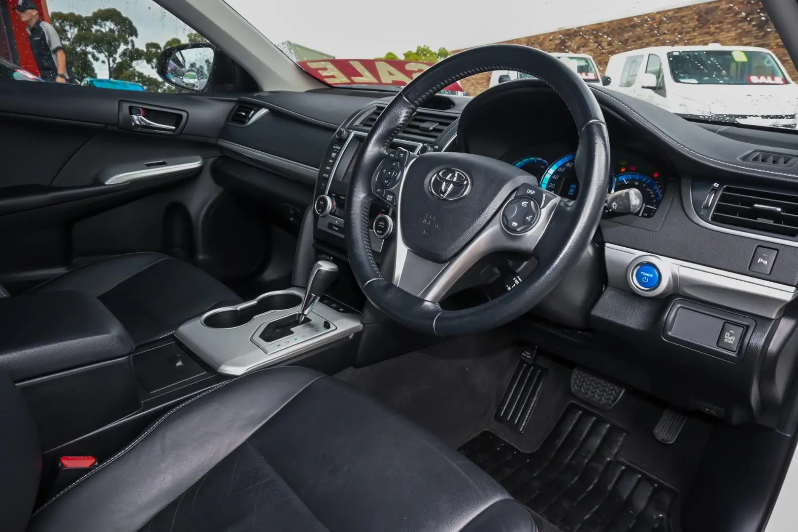 2012 Toyota Camry Gallery Image 7