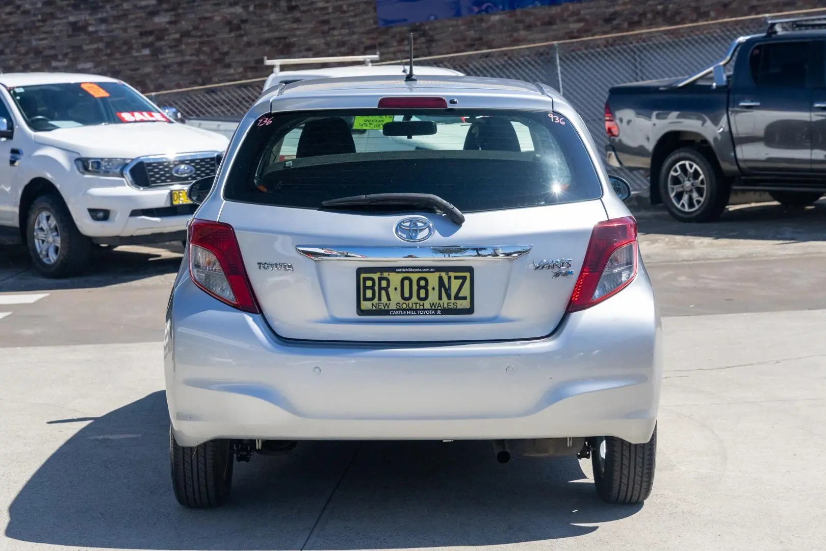 2012 Toyota Yaris Gallery Image 5