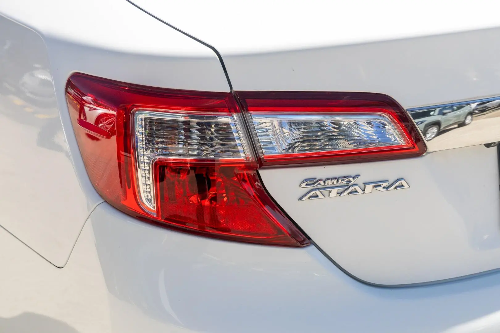 2014 Toyota Camry Gallery Image 19