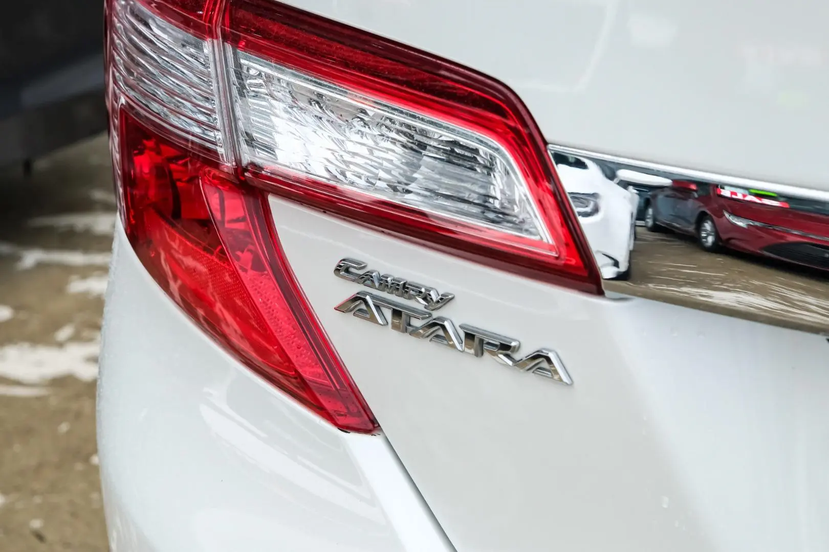 2012 Toyota Camry Gallery Image 19