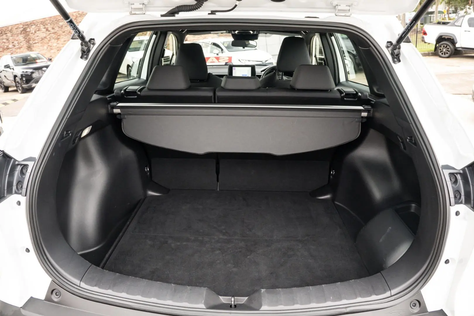 2024 Toyota Corolla Cross Gallery Image 17