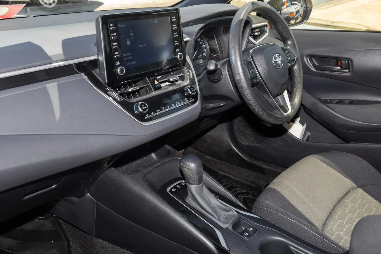 2021 Toyota Corolla Gallery Image 8