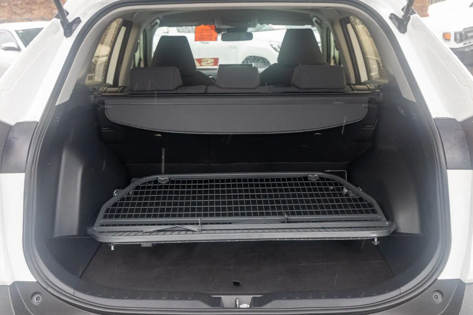 2020 Toyota RAV4 Gallery Image 19