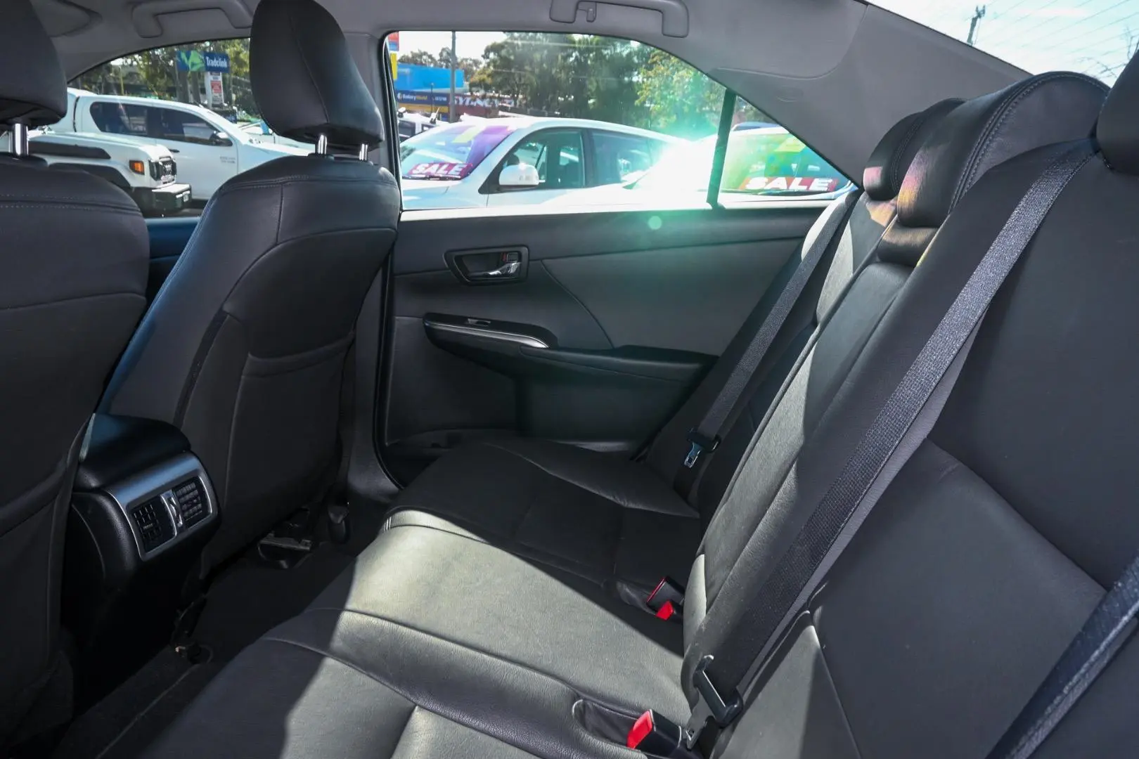 2014 Toyota Aurion Gallery Image 9
