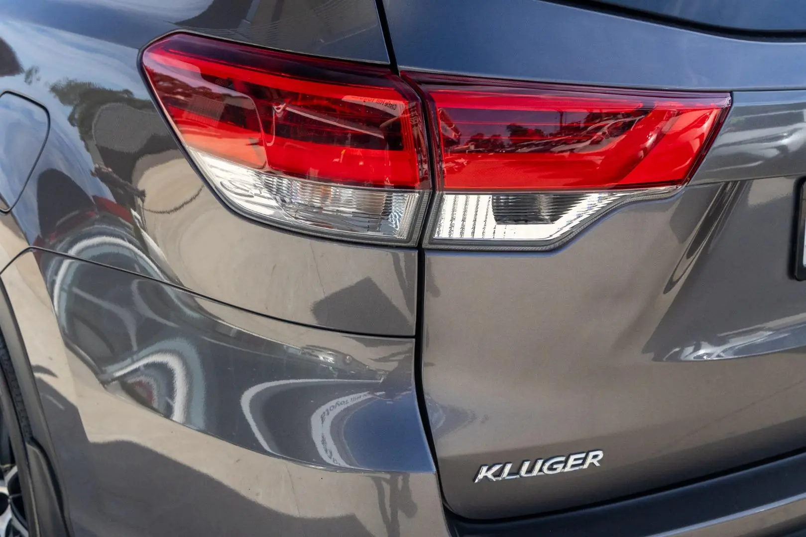 2017 Toyota Kluger Gallery Image 19