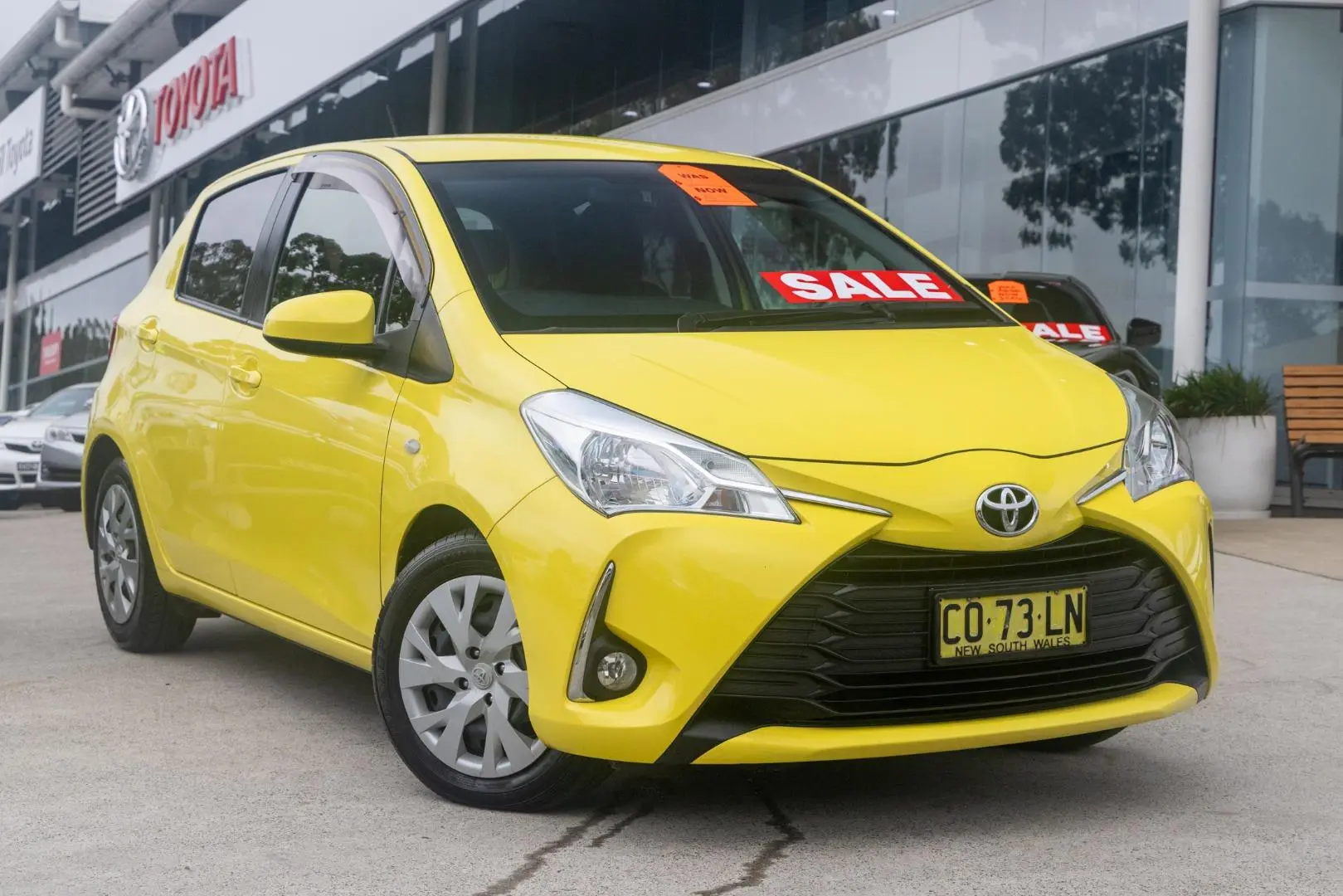 2017 Toyota Yaris Gallery Image 1