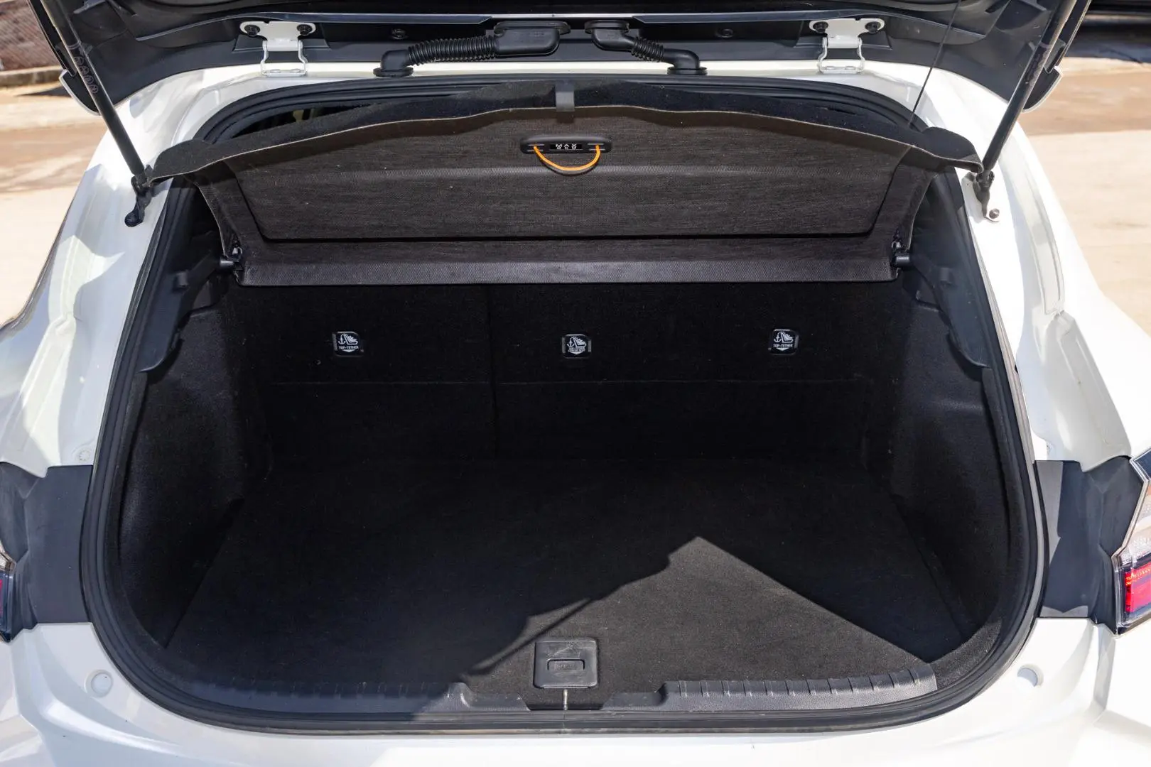 2019 Toyota Corolla Gallery Image 18