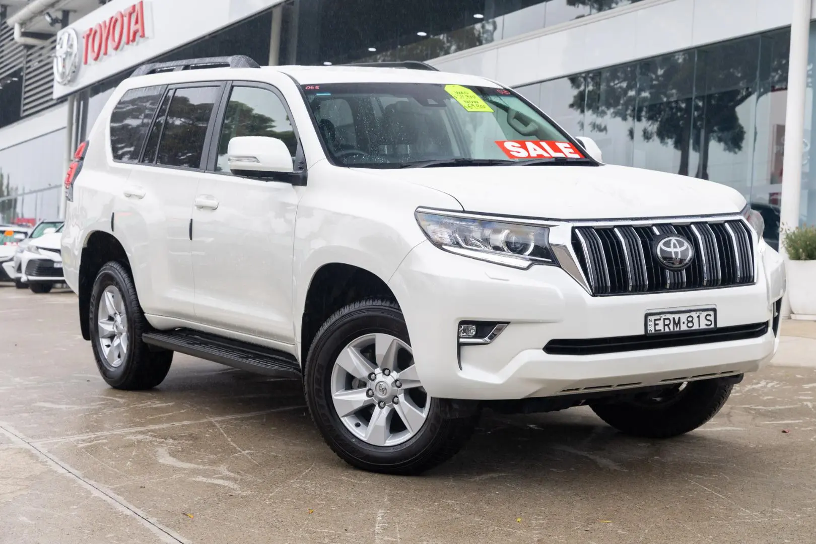 2022 Toyota Landcruiser Prado Gallery Image 1