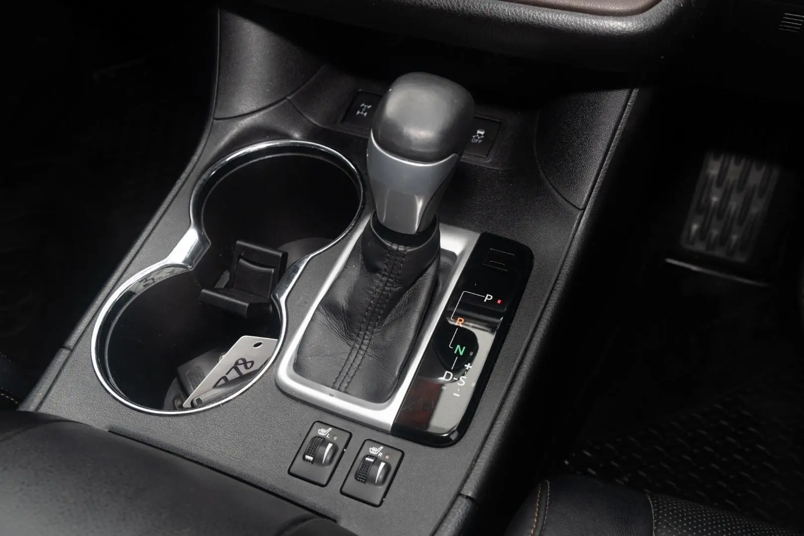 2014 Toyota Kluger Gallery Image 17