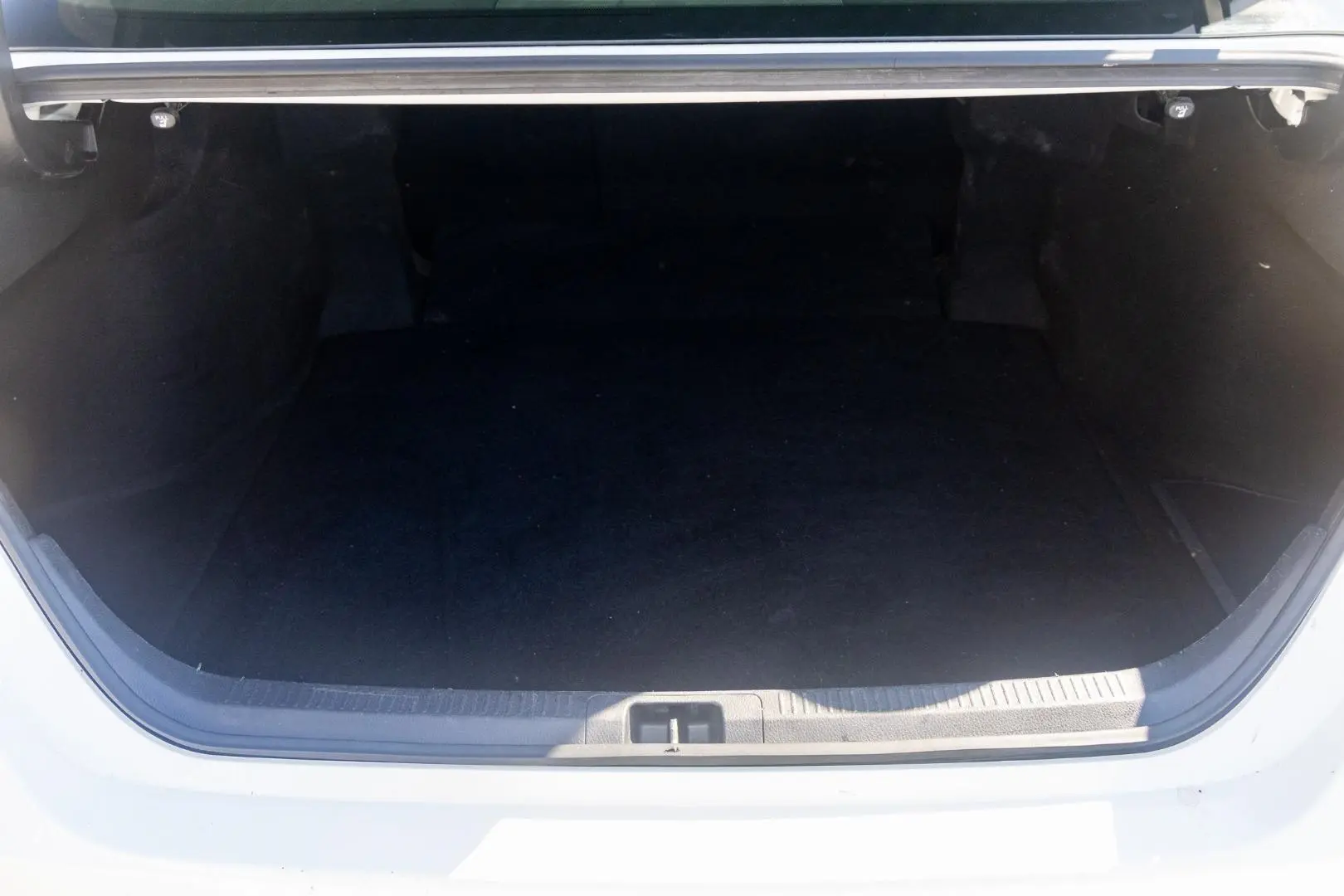 2022 Toyota Camry Gallery Image 19