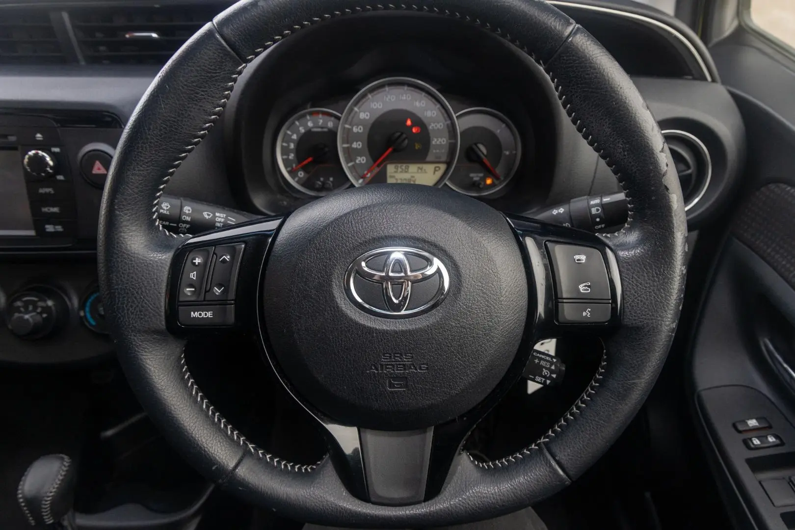 2017 Toyota Yaris Gallery Image 10