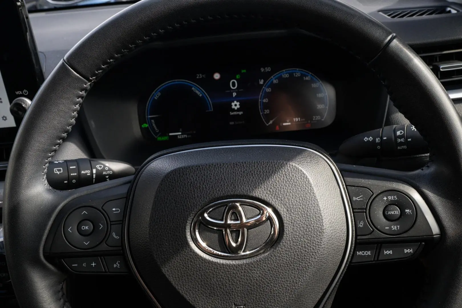 2023 Toyota RAV4 Gallery Image 11