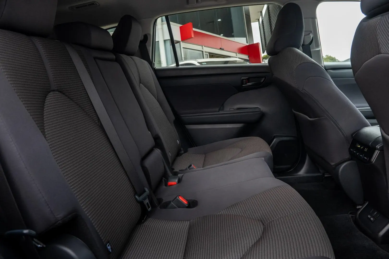 2024 Toyota Kluger Gallery Image 9