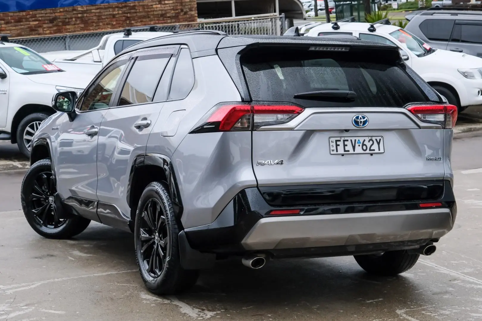 2023 Toyota RAV4 Gallery Image 2