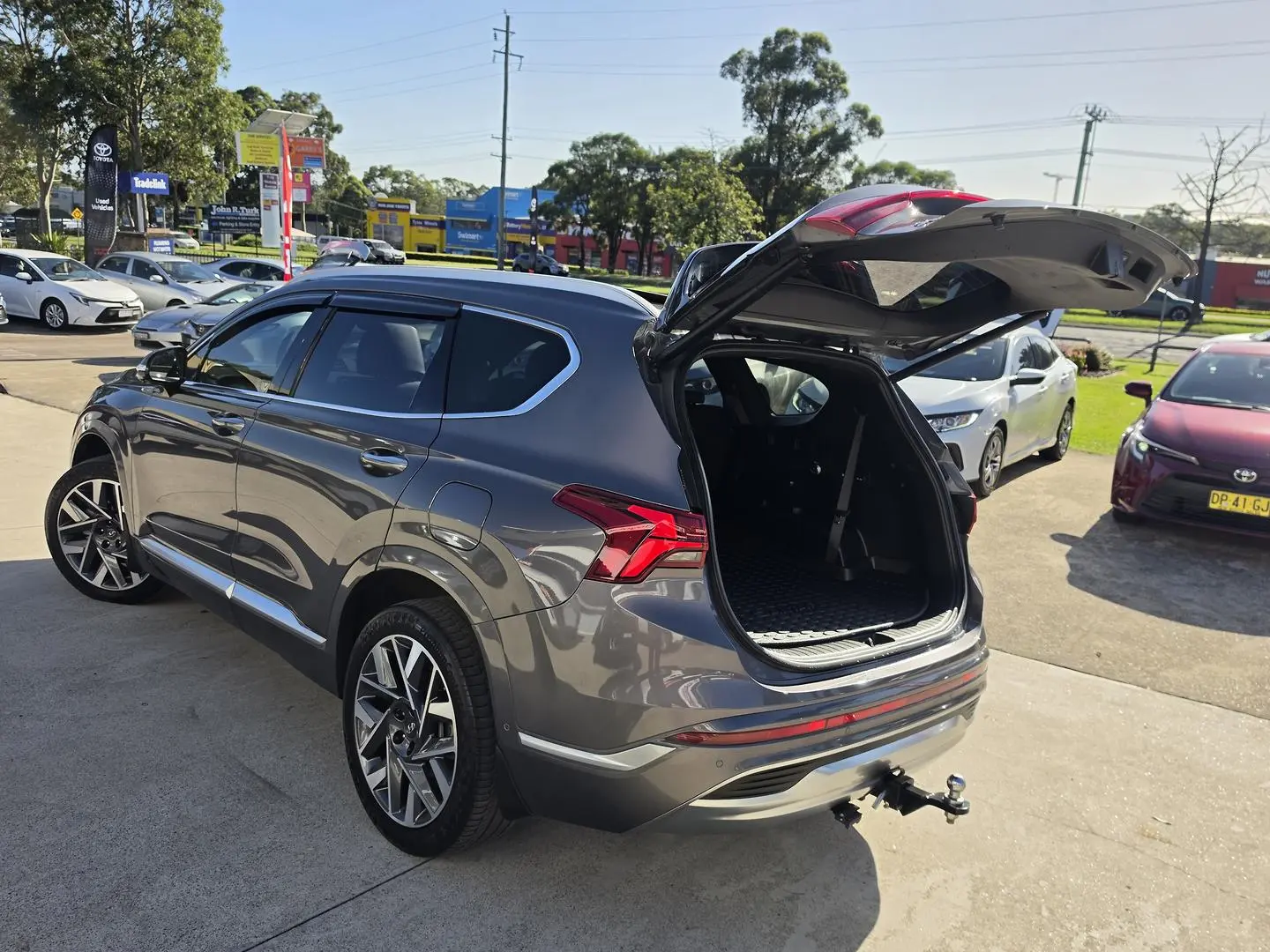 2023 Hyundai Santa Fe Gallery Image 15