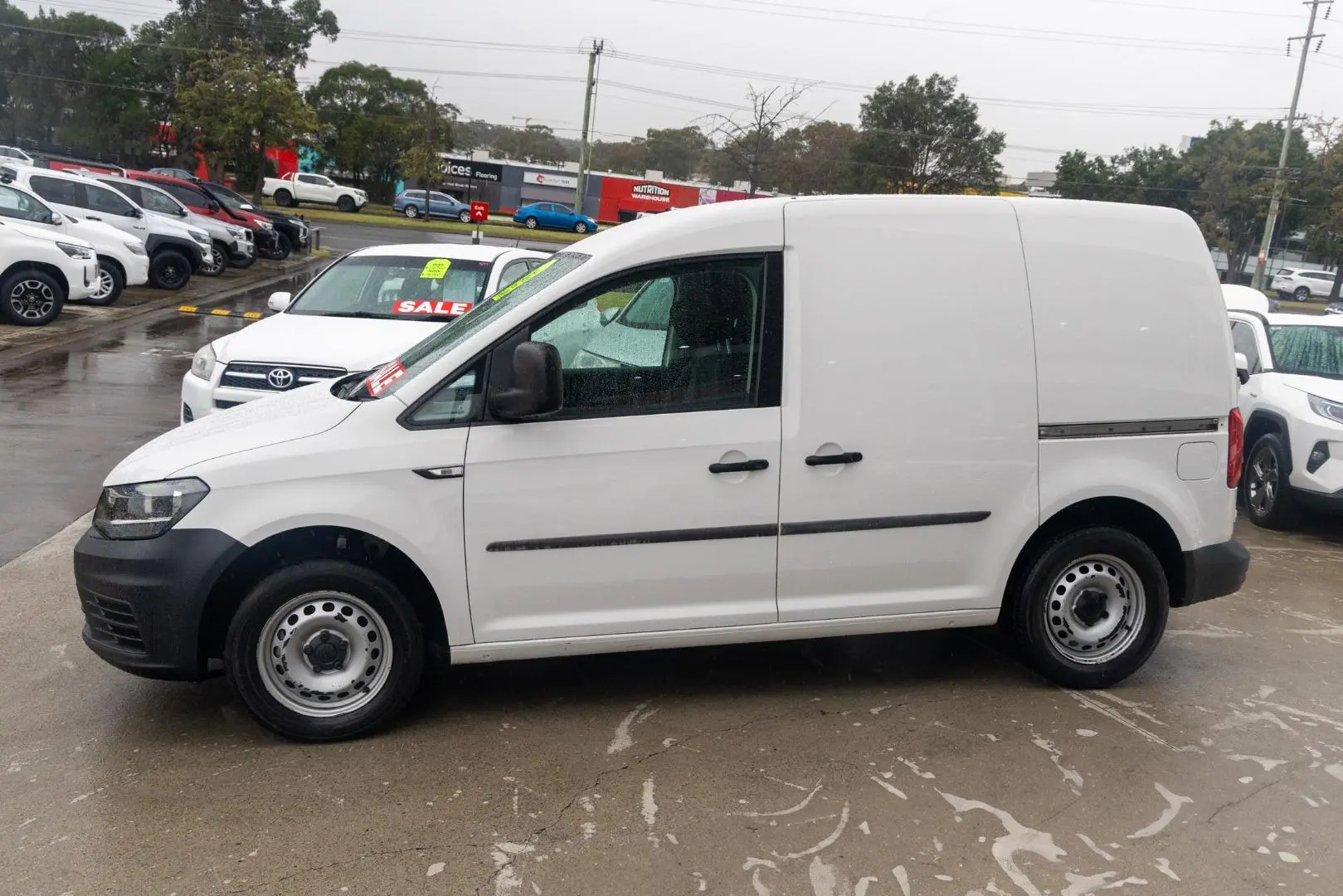 2018 Volkswagen Caddy Gallery Image 3