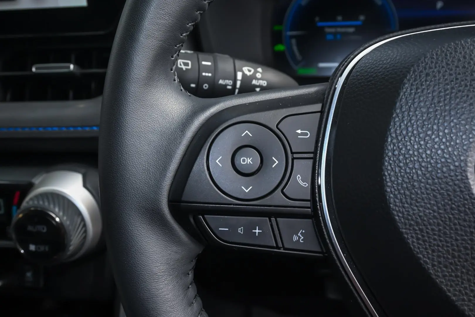 2024 Toyota RAV4 Gallery Image 12