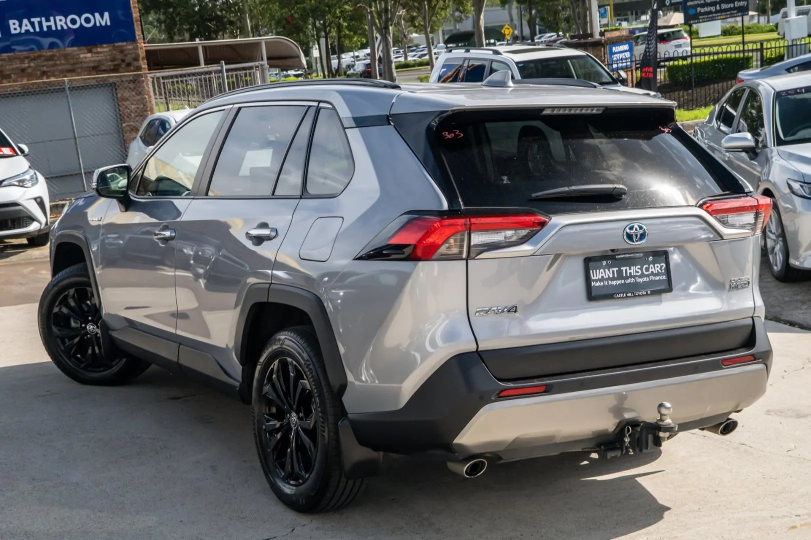 2023 Toyota RAV4 Gallery Image 2