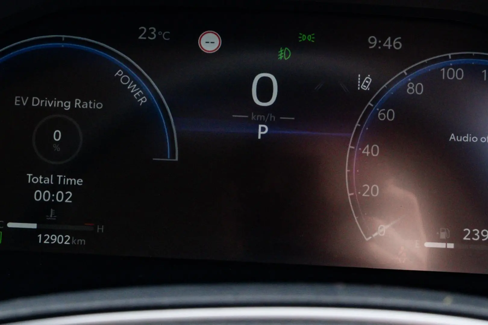 2025 Toyota RAV4 Gallery Image 10