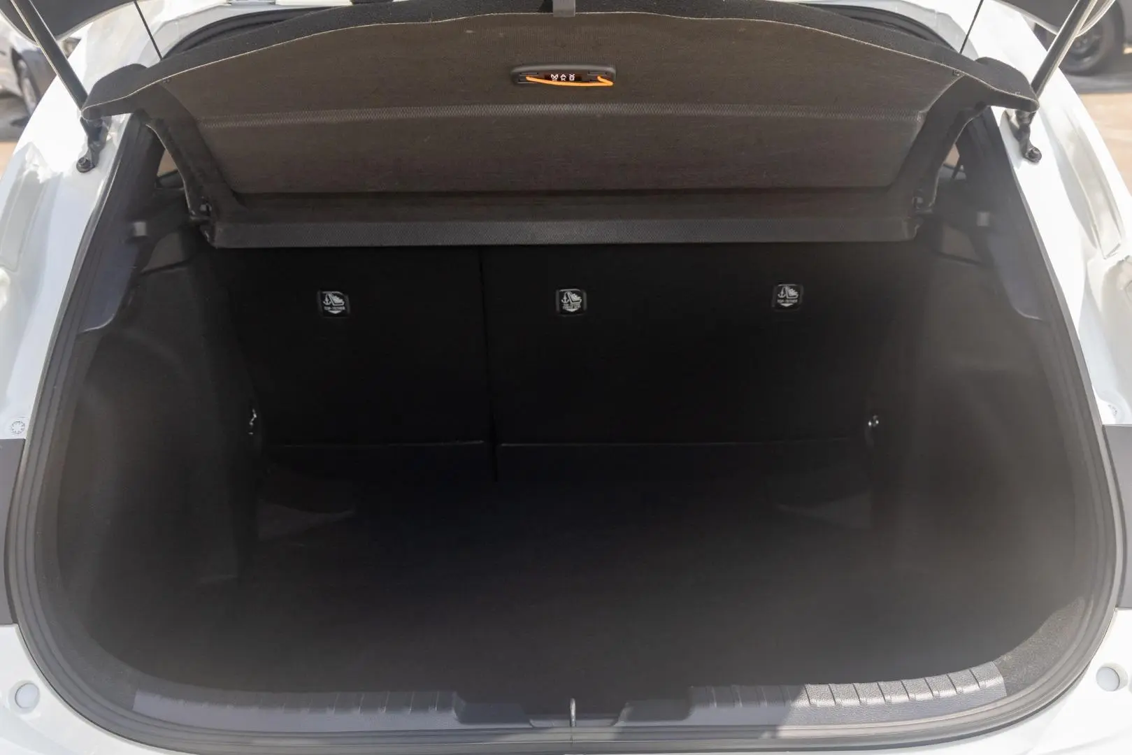 2019 Toyota Corolla Gallery Image 20