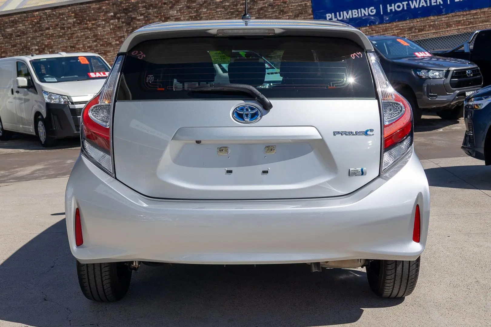 2019 Toyota Prius C Gallery Image 5