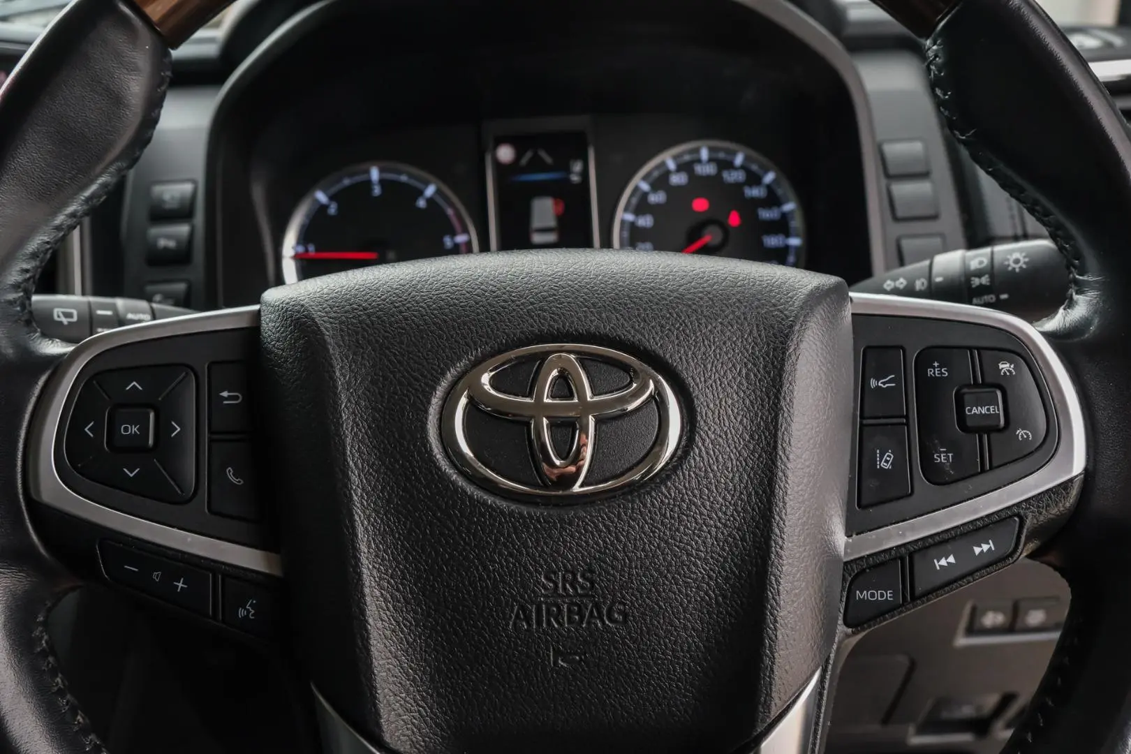 2019 Toyota Granvia Gallery Image 15