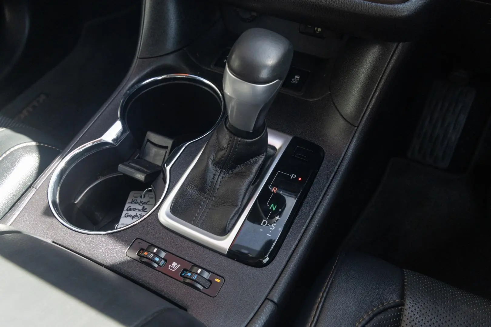 2017 Toyota Kluger Gallery Image 16