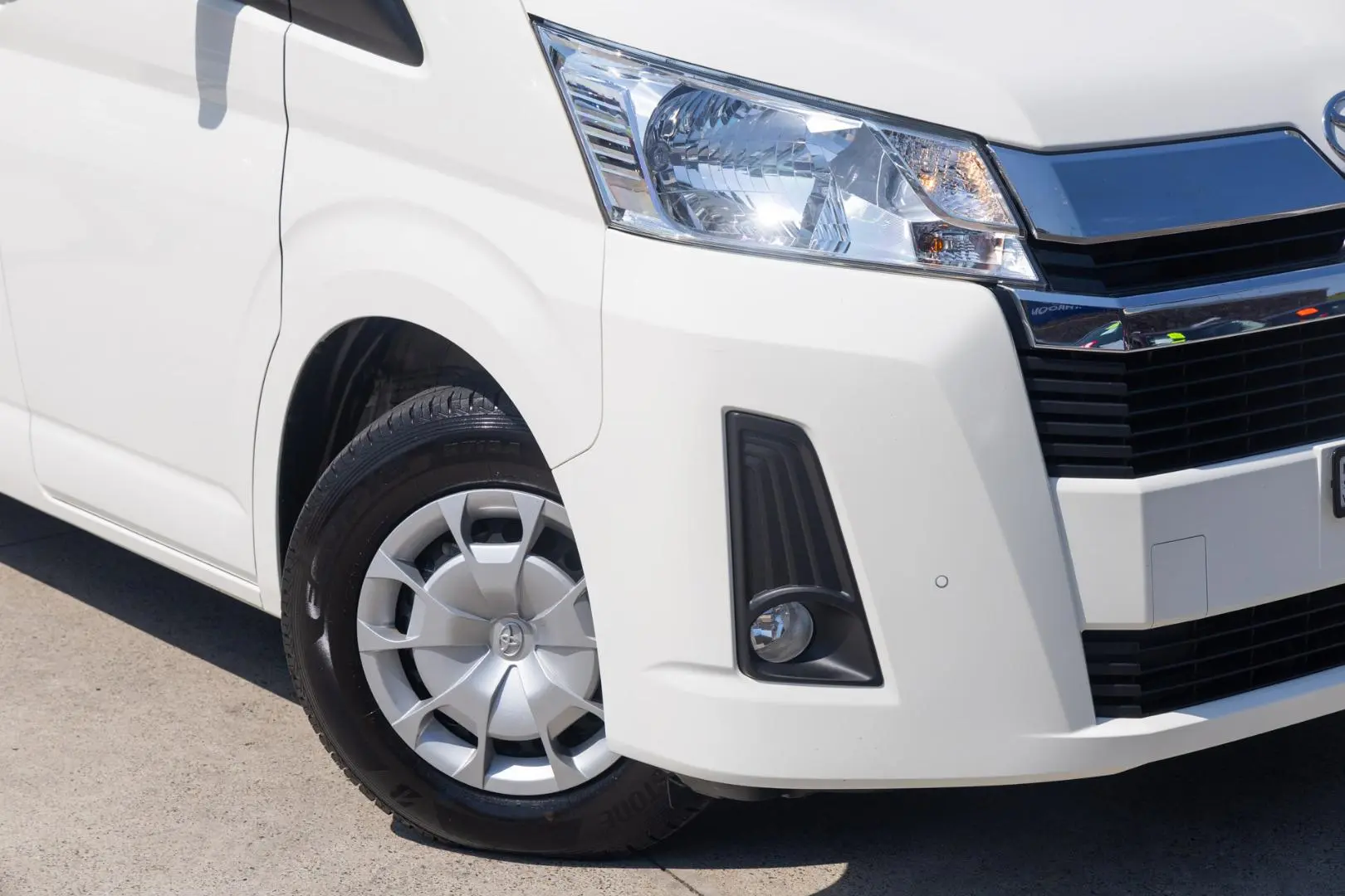 2024 Toyota Hiace Gallery Image 6