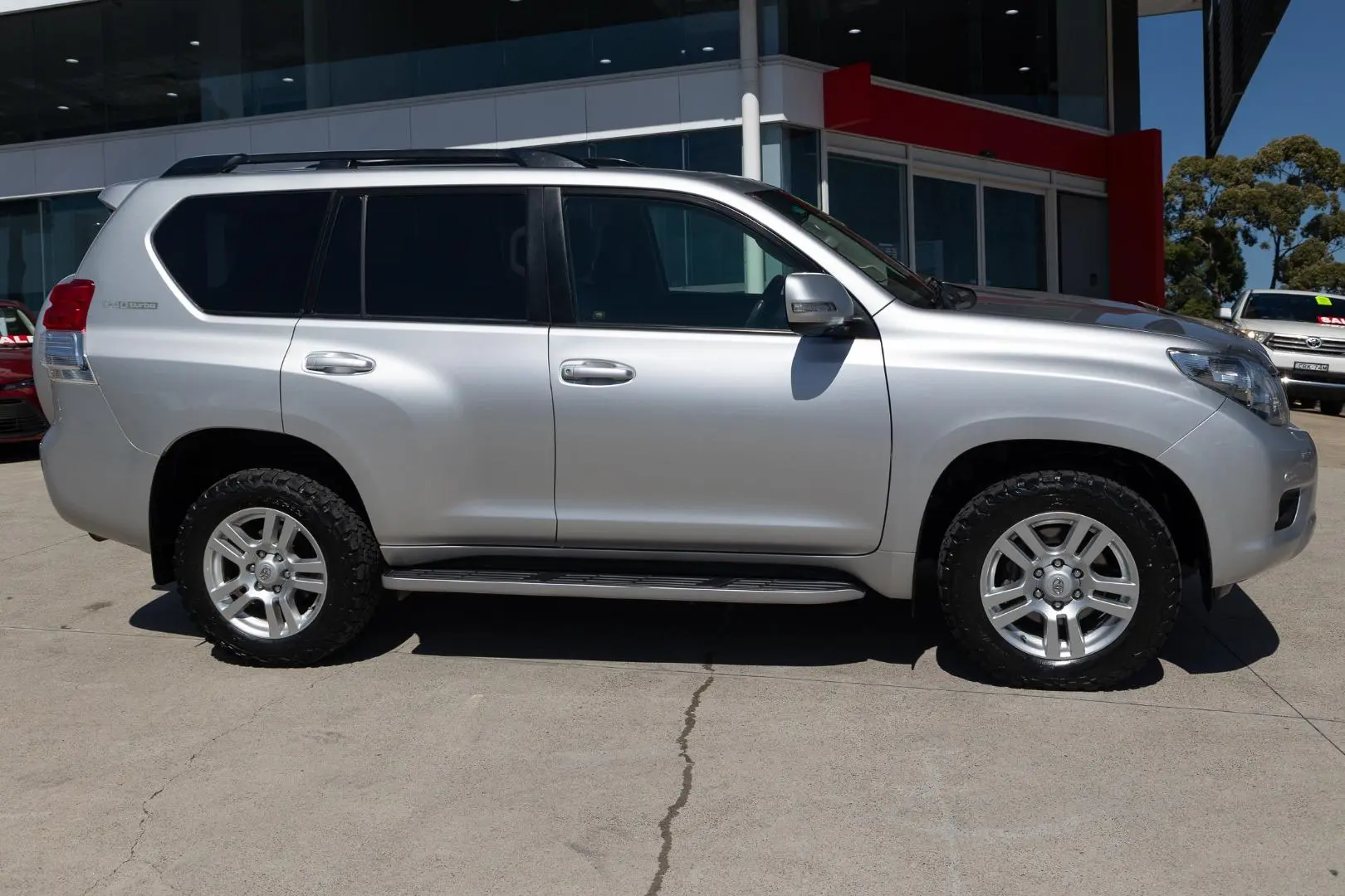 2010 Toyota Landcruiser Prado Gallery Image 3
