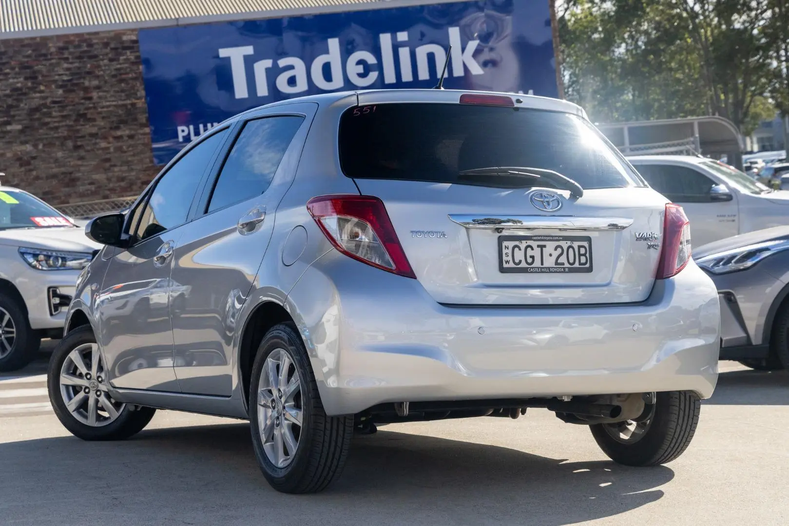 2012 Toyota Yaris Gallery Image 2