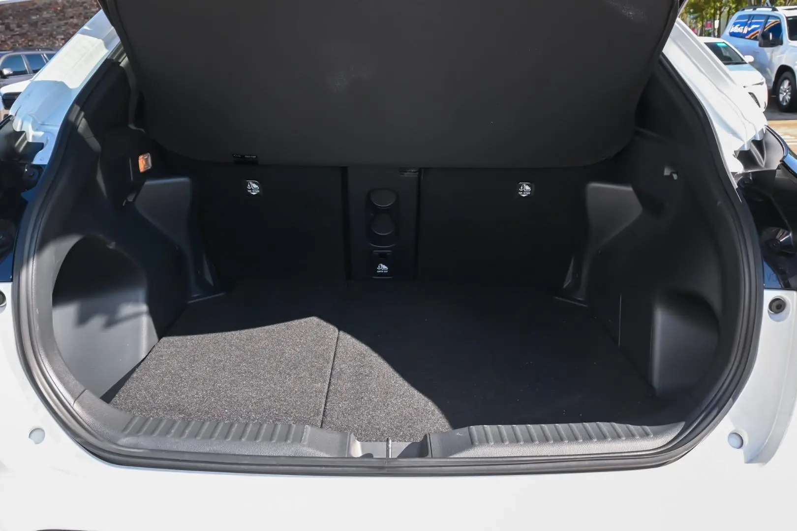 2025 Toyota Yaris Cross Gallery Image 21