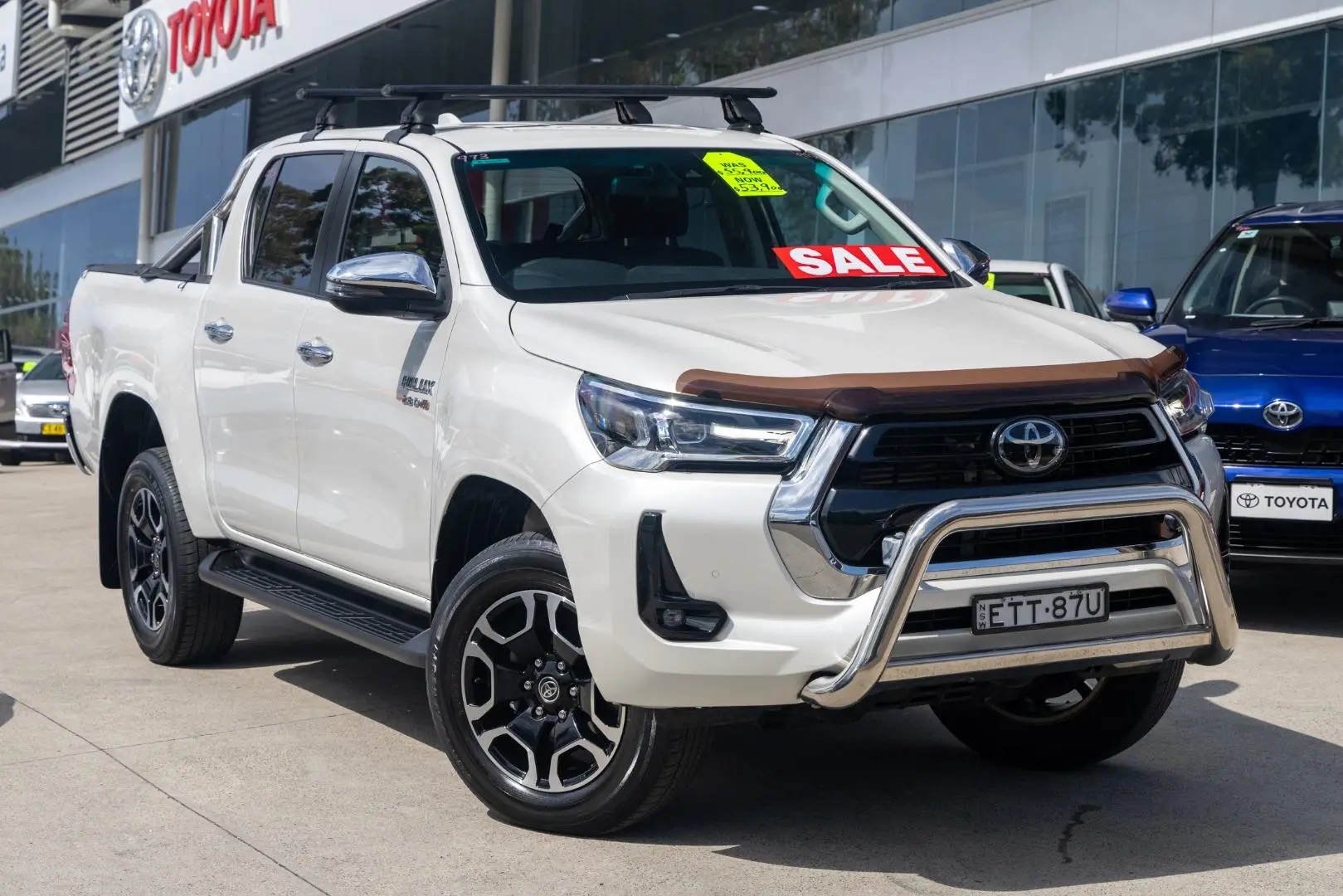 2022 Toyota Hilux Gallery Image 1