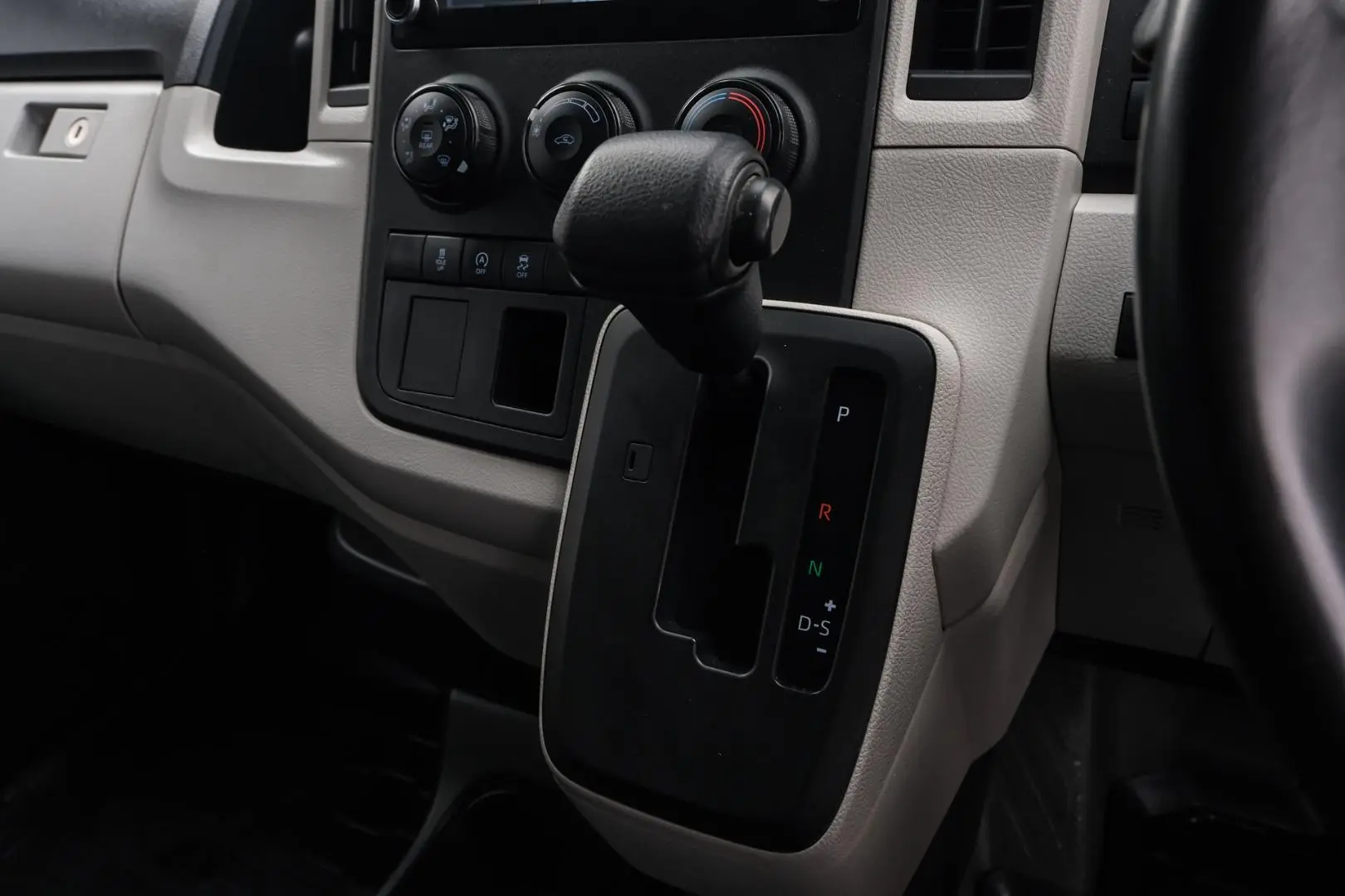 2023 Toyota Hiace Gallery Image 14