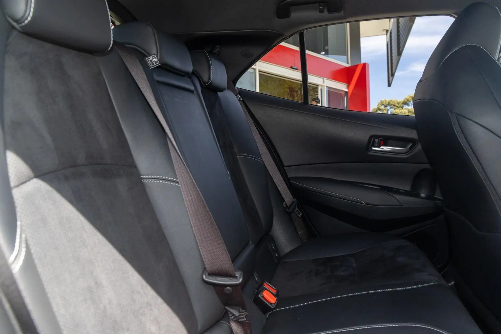 2019 Toyota Corolla Gallery Image 9