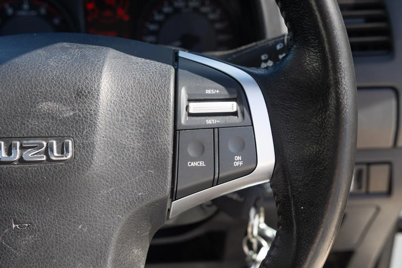 2018 Isuzu D-MAX Gallery Image 14