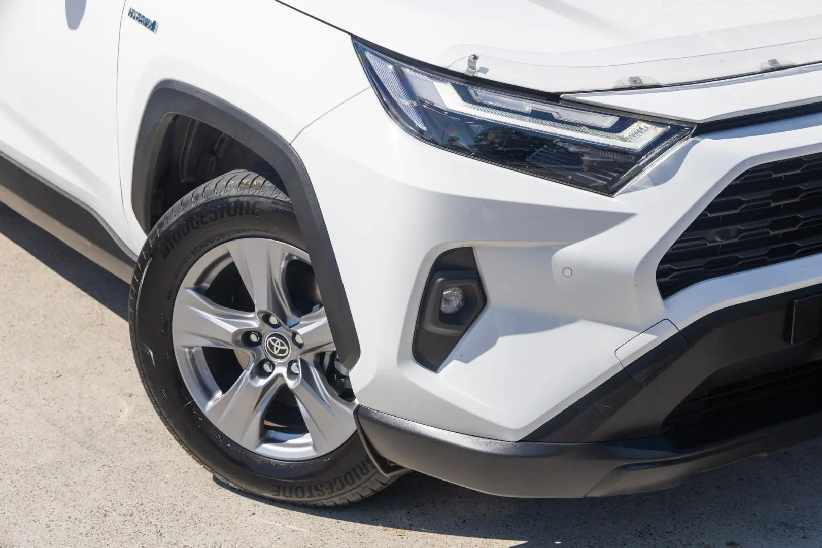 2024 Toyota RAV4 Gallery Image 6