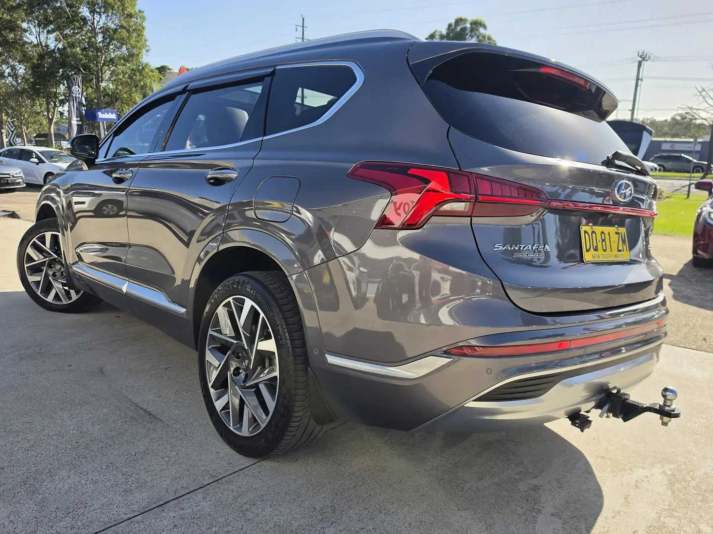 2023 Hyundai Santa Fe Gallery Image 17