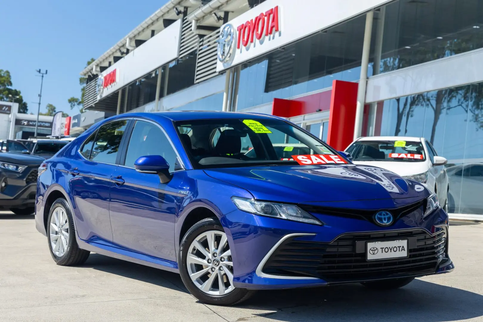 2024 Toyota Camry Gallery Image 1