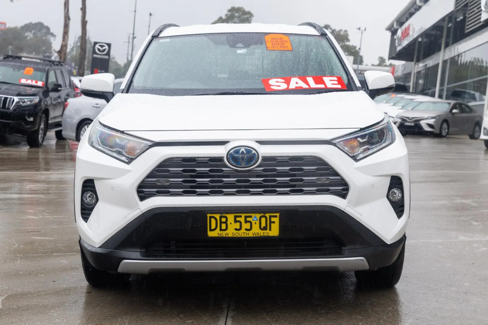 2021 Toyota RAV4 Gallery Image 4