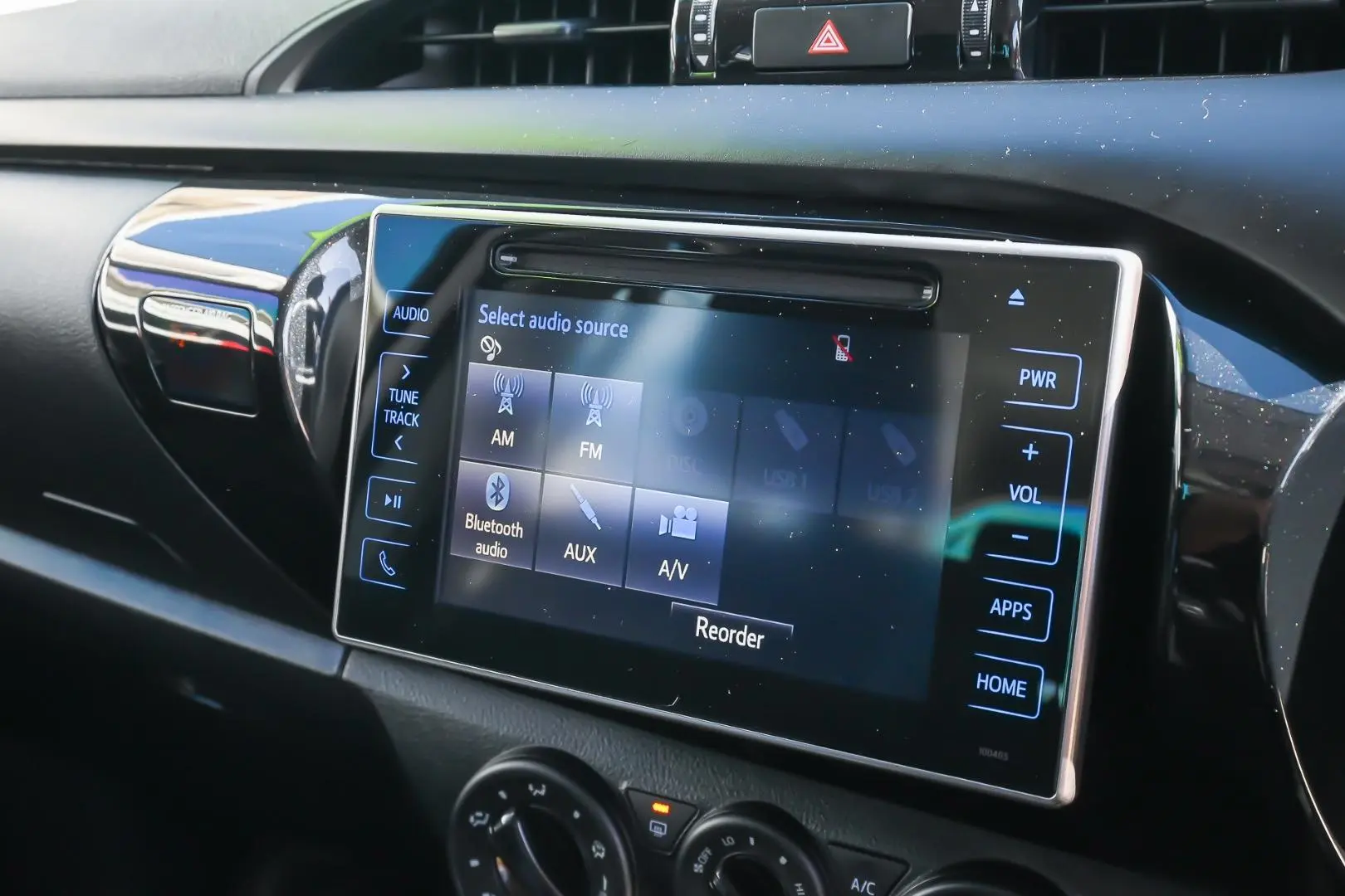 2020 Toyota Hilux Gallery Image 19