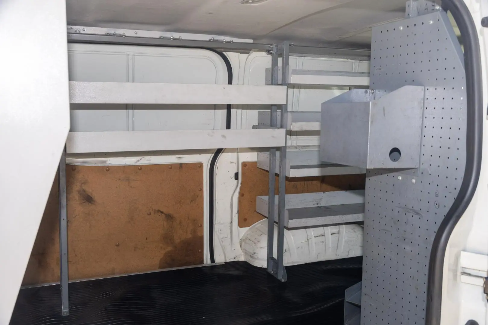 2020 Toyota Hiace Gallery Image 9