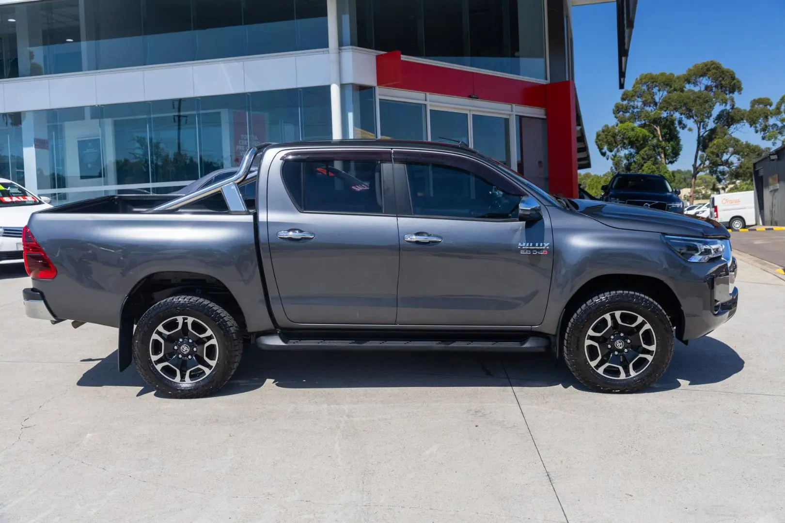 2020 Toyota Hilux Gallery Image 3